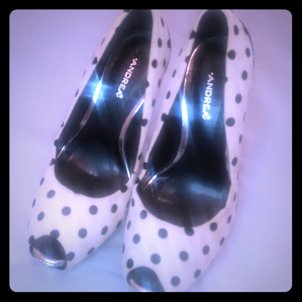 Andrea White And Black Polk Dot Peep Toe Heels 7.5